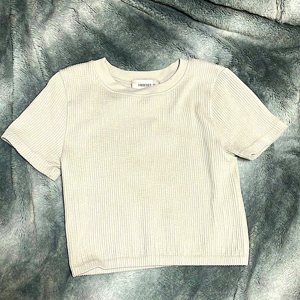 Forever 21 PANTONE Rib-Knit Cropped Tee